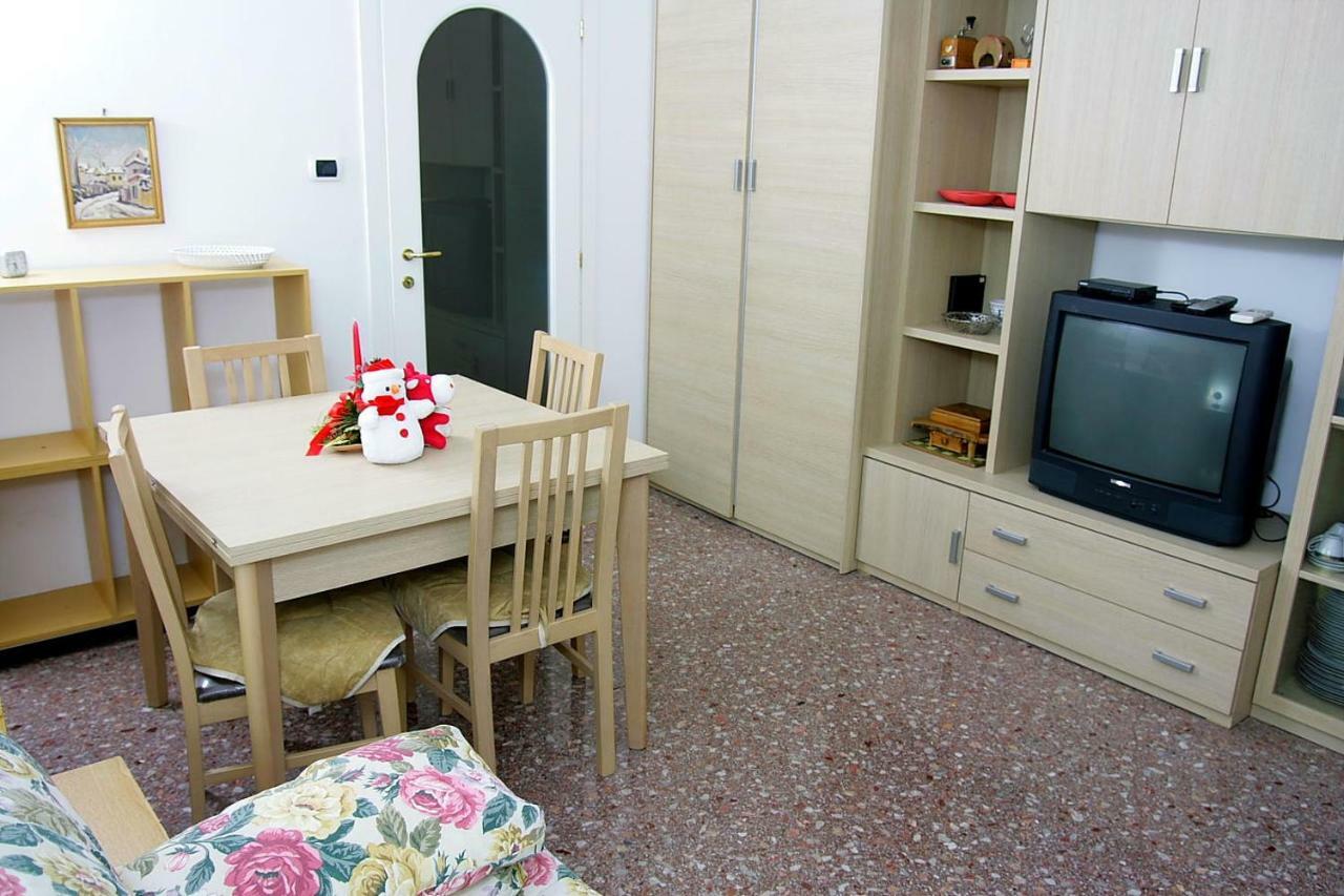 Relax E Mare Villa Savona Buitenkant foto